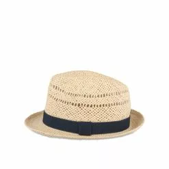 magasin de chaussures -magasin de chaussures chapeau beige tams 1